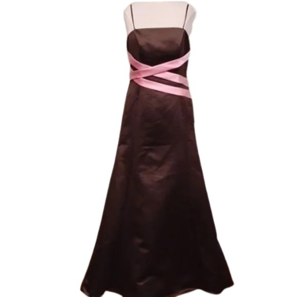 WTOO by Watters & Watters Crinoline A Line Skirt Satin Gown NEW- Sz. 10 - Picture 1 of 11